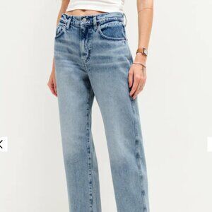Val 90's Mid Rise Straight Cropped Jeans // Reformation